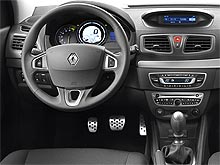 Каждый посетитель салона Renault может выиграть Megane Sport Edition одним поворотом ключа - Renault