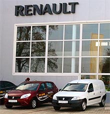 В 2011 году в Украине открылось 10 новых салонов Renault - Renault