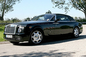 Rolls-Royce распродал по предварительным заявкам все 200 купе Phantom - Rolls-Royce