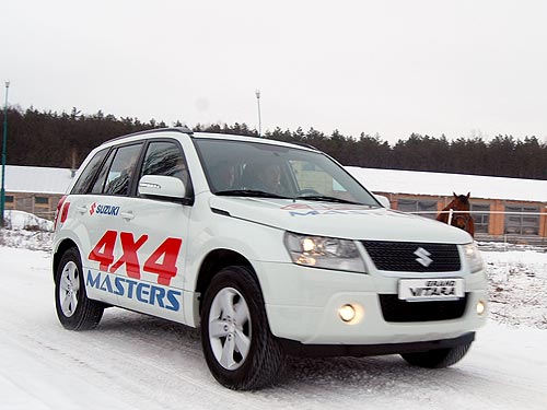 До конца года Suzuki Grand Vitara предлагается по новогодней цене - Suzuki