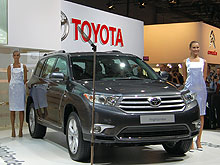 В Украине объявлены цены на внедорожник Toyota Highlander - Toyota