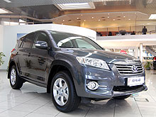 На «Столичном Автошоу 2010» Toyota провела тест-драйвы автомобилей - Toyota