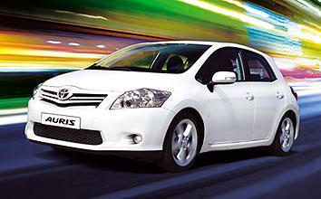 В Украине стартовали продажи Toyota Auris 2011 года - Toyota