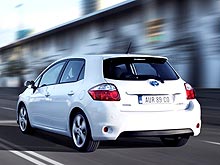 Тойота Центр Киев «Автосамит» приглашает на праздник музыки Auris Fun* 2011 - Автосамит