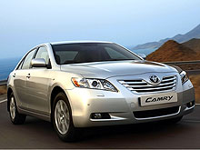 В Тойота Центр Киев «ВиДи Автострада» действует горящее предложение на Toyota Camry - Toyota