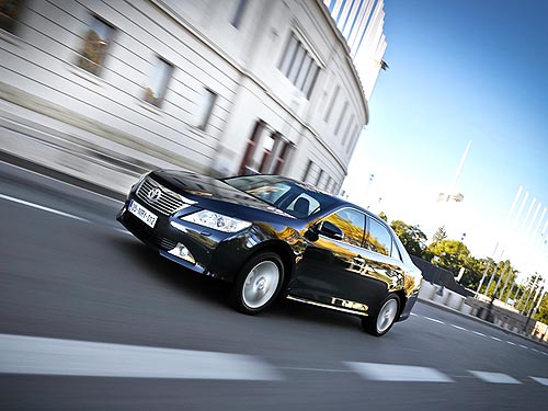 Тест-драйв новой Toyota Camry: Правильный генетический код