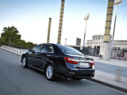 Тест-драйв новой Toyota Camry: Правильный генетический код
