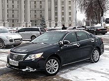 Тест-драйв новой Toyota Camry. Испытание украинскими дорогами