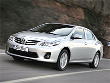 Покупатели популярных моделей Toyota получают новогодние подарки уже в ноябре - Toyota