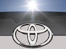 Официальный сервис Toyota подготовил оригинальные подарки при обслуживании авто - Toyota