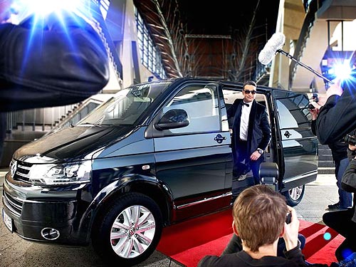 Всемирно известный музыкальный продюсер выбрал Volkswagen Multivan Business - Volkswagen