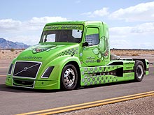 Гибридный грузовик Volvo установил новый мировой рекорд - Volvo