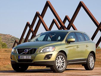Volvo отзывает пять моделей из-за проблем с подушками безопасности - Volvo