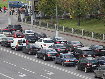 Россия обнародовала новые техтребования к автомобилям. Под запрет попали "американцы" и "японцы" - "серый"