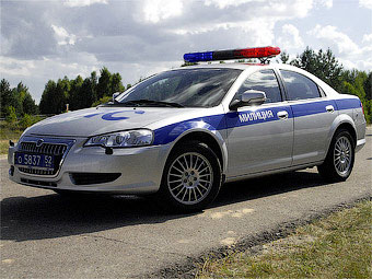 Россия вдвое сократит программу госзакупок автомобилей - госзакупки
