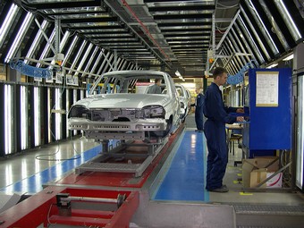 Благодаря программе утилизации "АвтоВАЗ" увеличивает производство "классики" - АвтоВАЗ