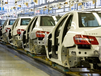 Daimler рассматривает возможность и производства легковых авто на ГАЗе - ГАЗ