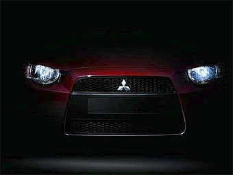 Mitsubishi интригует. В Париже пройдет дебют нового автомобиля - Mitsubishi