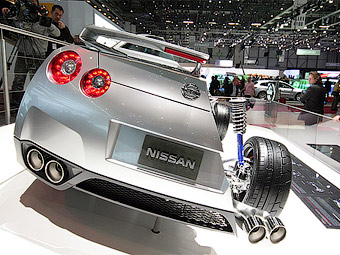 Nissan пропустит крупнейшие автосалоны из-за кризиса - автосалон