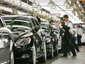 Toyota увеличит производство автомобилей в США - Toyota